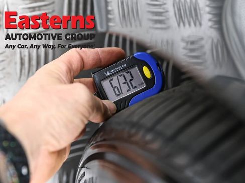 Used 2025 Nissan Altima 2.5 SV image 27