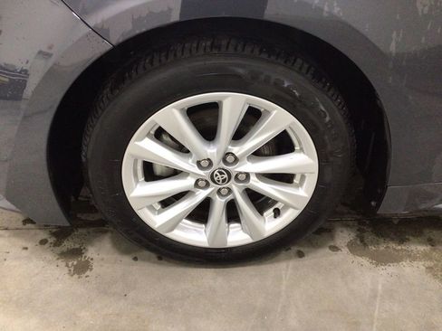 Used 2024 Toyota Corolla LE w/ LE Convenience Package image 8