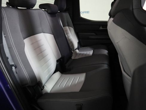 Used 2024 Toyota Tacoma TRD Off-Road image 21