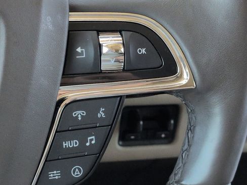 Certified 2023 Lincoln Navigator L Reserve image 27