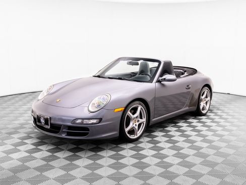 Used 2006 Porsche 911 Carrera RWD image 1