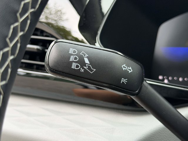 Certified 2023 Volkswagen Taos S AWD/4WD image 22