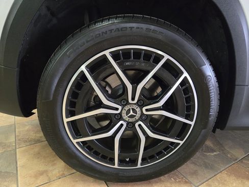 Used 2023 Mercedes-Benz EQB 350 4MATIC SUV image 28