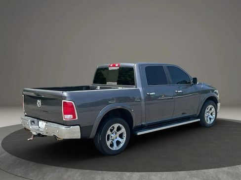Used 2018 RAM 1500 Laramie w/ Convenience Group AWD/4WD image 5