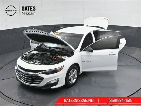 Used 2022 Chevrolet Malibu LS image 46
