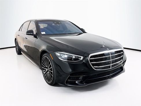 Used 2023 Mercedes-Benz S 500 4MATIC w/ AMG Line image 34