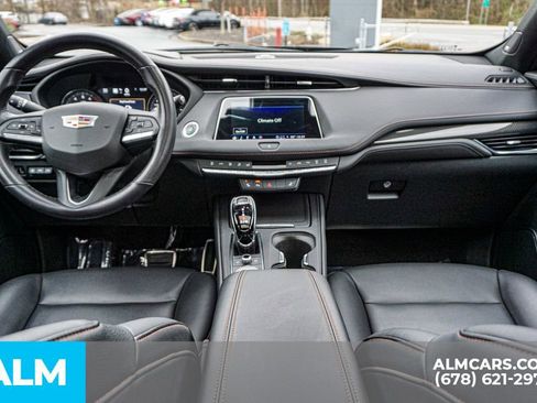 Used 2022 Cadillac XT4 Sport image 27
