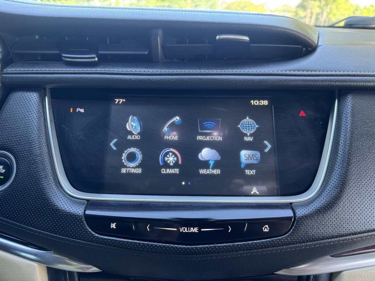 Used 2017 Cadillac XT5 Luxury w/ Driver Awareness Package FWD image 23