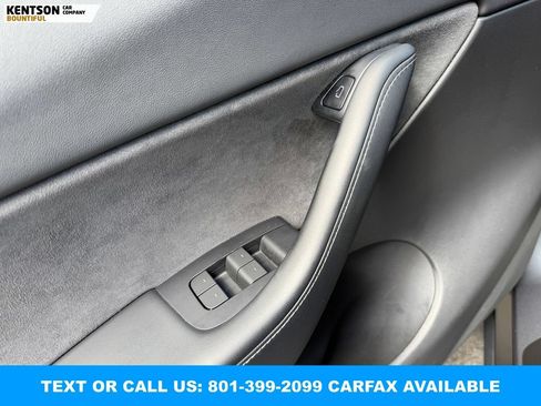Used 2022 Tesla Model Y Performance AWD/4WD image 16