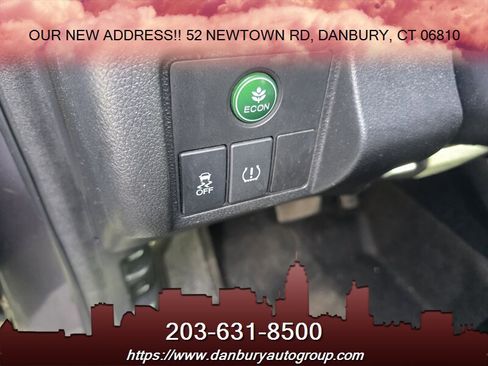 Used 2019 Honda HR-V LX image 8