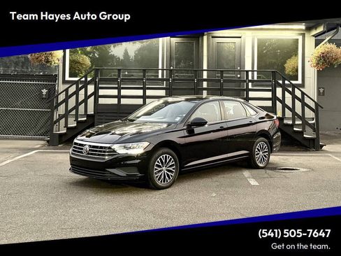 Used 2019 Volkswagen Jetta SE FWD image 1