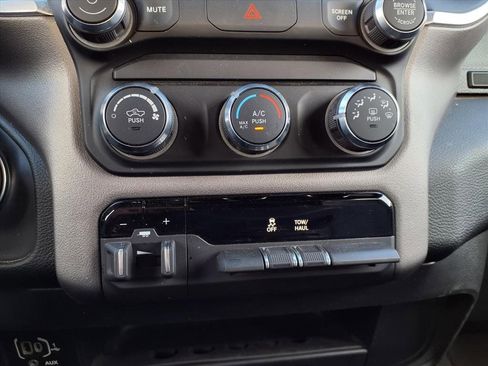 Used 2024 RAM 2500 Big Horn w/ Bed Utility Group image 13