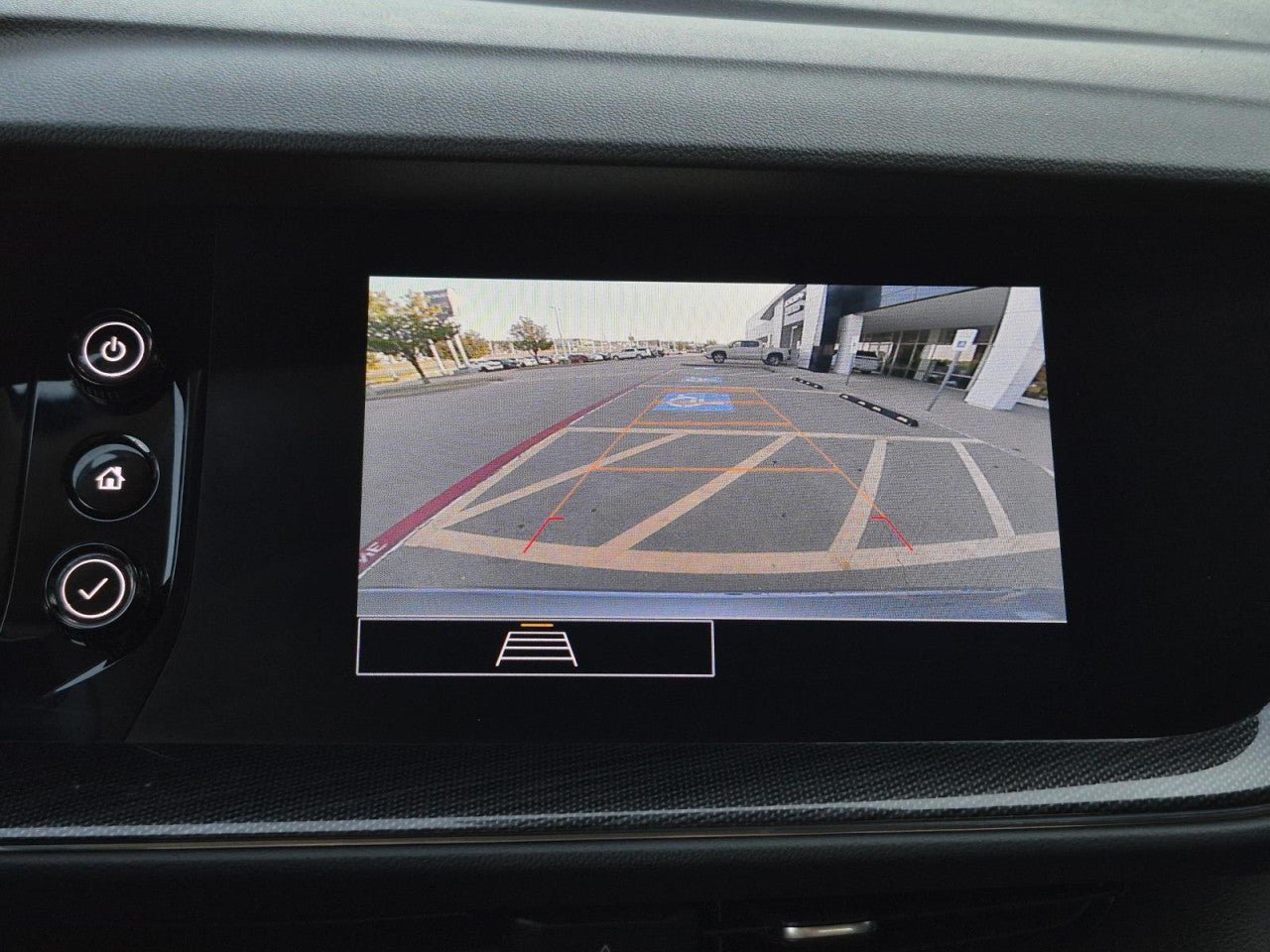 Certified 2023 Buick Envision Preferred FWD image 23
