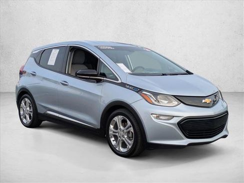 Used 2018 Chevrolet Bolt LT image 3