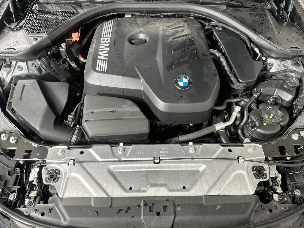 Used 2026 BMW 330i xDrive Sedan AWD/4WD image 10