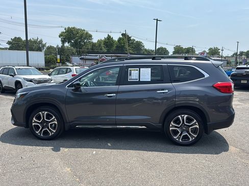 Used 2025 Subaru Ascent Touring w/ Popular Package #1 AWD/4WD image 8
