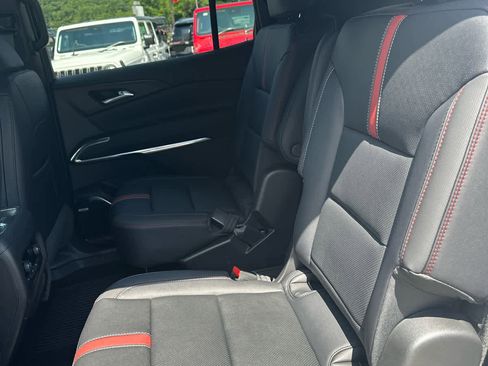 New 2026 Chevrolet Traverse RS w/ LPO, Floor Liner Package image 12