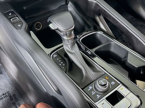 Used 2025 Kia Telluride SX Prestige AWD/4WD image 17