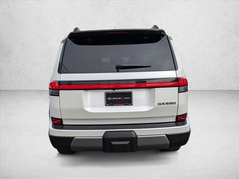 Used 2024 Lexus GX 550 image 7