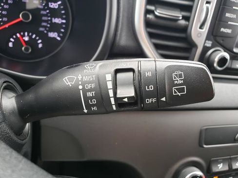 Used 2018 Kia Sportage LX AWD/4WD image 26