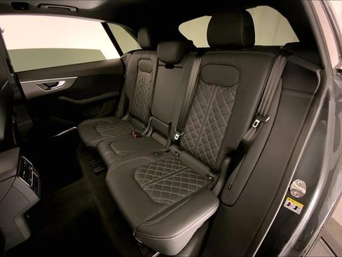 Used 2024 Audi SQ8 Premium Plus AWD/4WD image 14