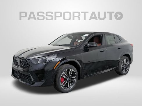New 2026 BMW X2 xDrive28i w/ M Sport Package AWD/4WD image 1