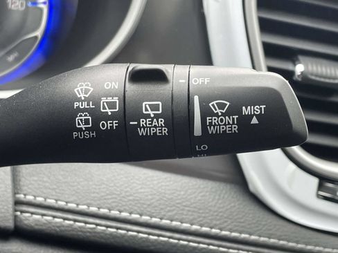 New 2026 Chrysler Pacifica Select FWD image 30