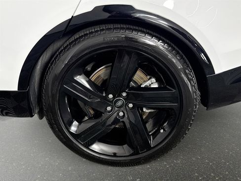 Used 2023 Land Rover Discovery HSE R-Dynamic image 34