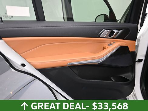 Used 2022 BMW X7 xDrive40i w/ Executive Package image 35