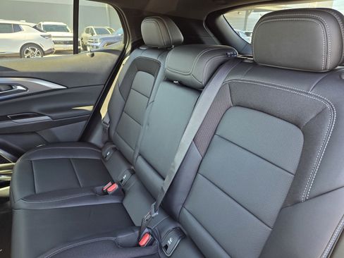 New 2026 Chevrolet Equinox EV LT w/ LPO, Blackout Package image 14