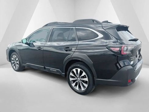 Used 2023 Subaru Outback Limited AWD/4WD image 5