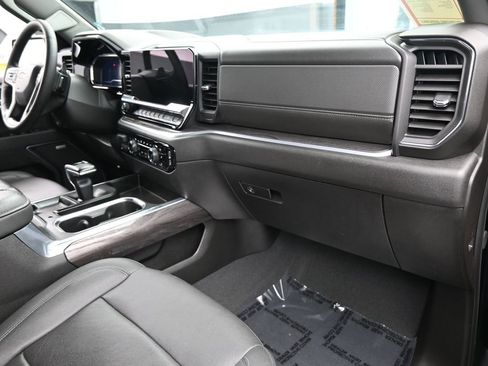 Used 2024 Chevrolet Silverado 1500 LTZ w/ LTZ Premium Package image 54