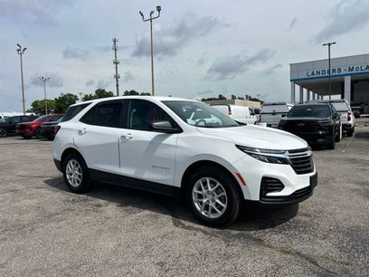 Used 2023 Chevrolet Equinox LS w/ LS Convenience Package
