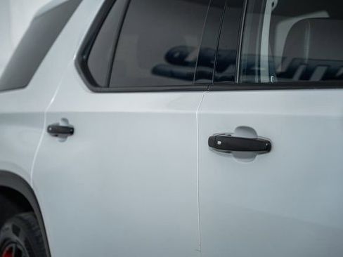 Used 2020 Chevrolet Traverse Premier w/ Redline Edition image 18