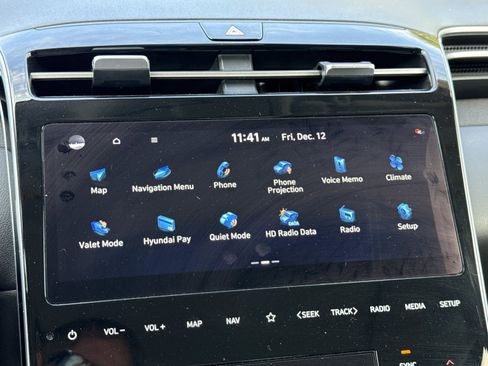 Certified 2022 Hyundai Tucson Limited image 30