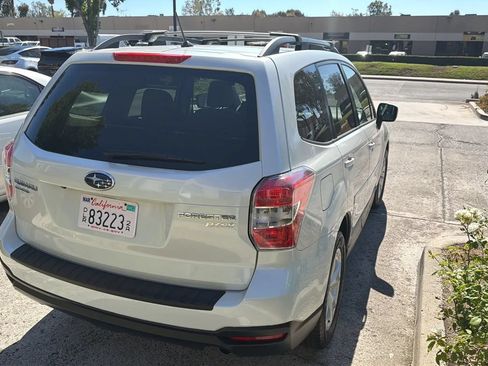 Used 2015 Subaru Forester 2.5i Premium w/ All-Weather Package AWD/4WD image 8