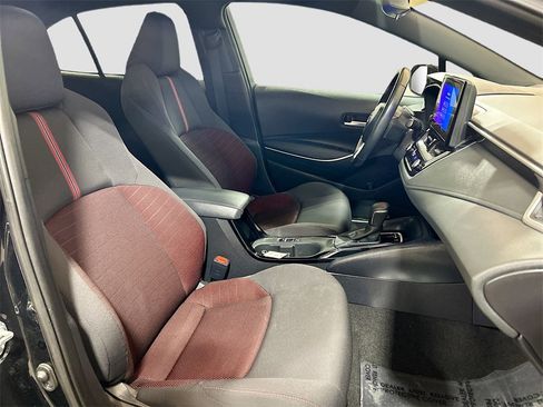 Used 2024 Toyota Corolla SE image 23