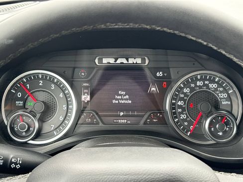 Used 2025 RAM 1500 Big Horn AWD/4WD image 22