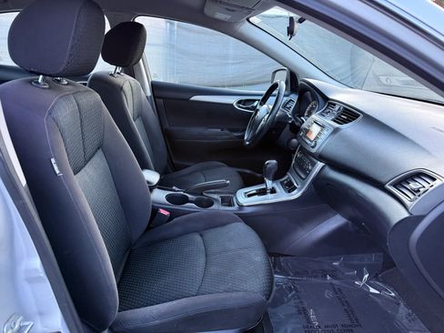 Used 2014 Nissan Sentra SR w/ SR Driver Package FWD image 18