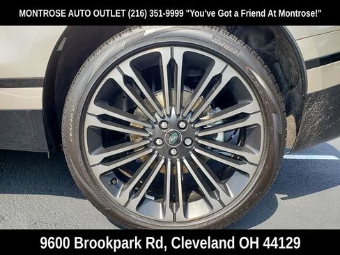 New 2026 Land Rover Range Rover Velar Dynamic SE image 12