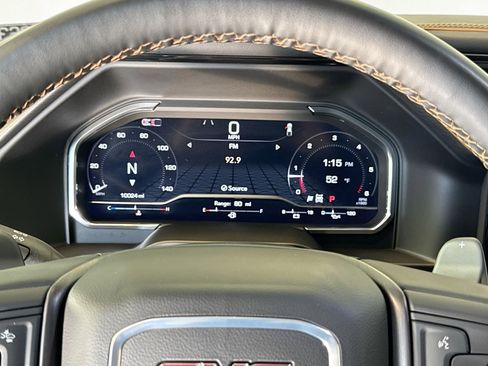 Used 2025 GMC Sierra 1500 AT4 image 12