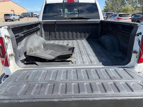 Used 2023 RAM 1500 Laramie AWD/4WD image 7