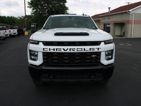 Used 2021 Chevrolet Silverado 2500 Custom w/ Custom Value Package AWD/4WD image 8