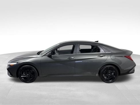 New 2026 Hyundai Elantra SEL Sport Premium FWD image 2