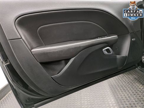 Used 2018 Dodge Challenger R/T Plus image 8