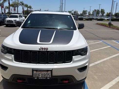 Used 2021 Jeep Grand Cherokee Trailhawk w/ Trailhawk Luxury Group AWD/4WD image 5
