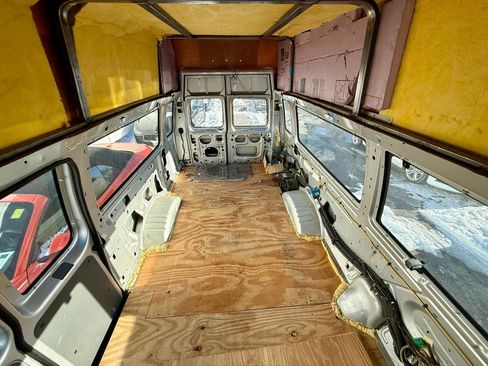 Used 2012 Ford E-350 and Econoline 350 Extended Super Duty w/ PWR Group image 18