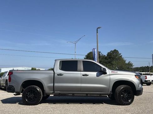Used 2024 Chevrolet Silverado 1500 Custom Trail Boss AWD/4WD image 5