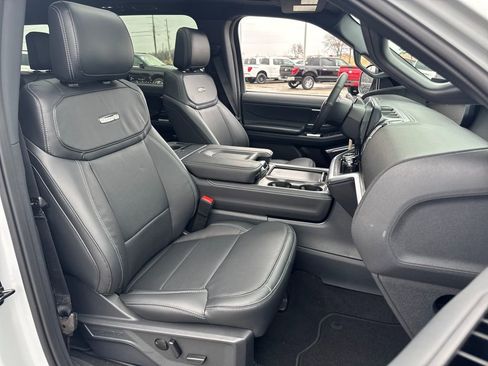 New 2025 Ford Expedition Platinum w/ Stealth Performance Package image 13