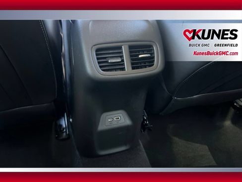 Used 2023 Buick Envision Preferred FWD image 35